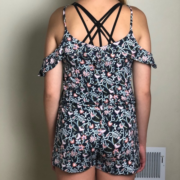 Aeropostale flower romper - Picture 3 of 5